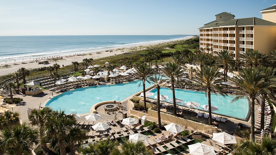 Hotel with pool